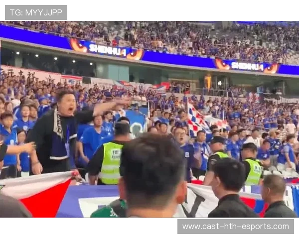 上海申花球员社交媒体互动热烈，提升球迷参与感，上海申花球队